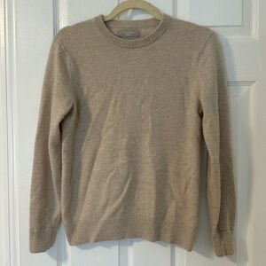 Everlane nude cashmere crew sweater